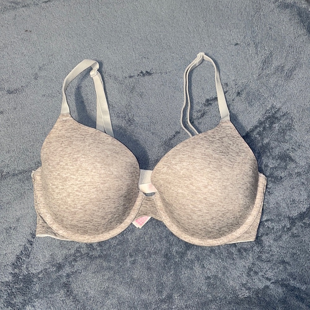 NWOT Wear Everywhere t-shirt Lightly Lined Bra